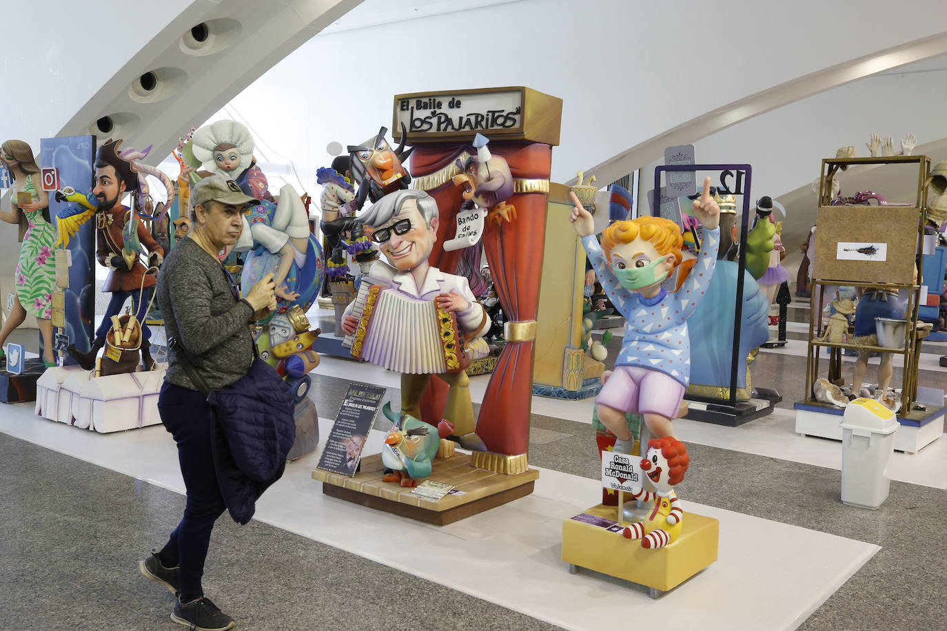 Exposición del ninot de las Fallas 2020.