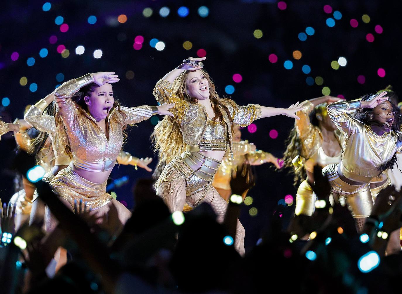 La neoyorquina de origen puertorriqueño Jennifer López y la colombiana Shakira pusieron a bailar este domingo a Miami en el show de medio tiempo del partido del Super Bowl de la NFL entre los Kansas City Chiefs y los San Francisco 49ers. 