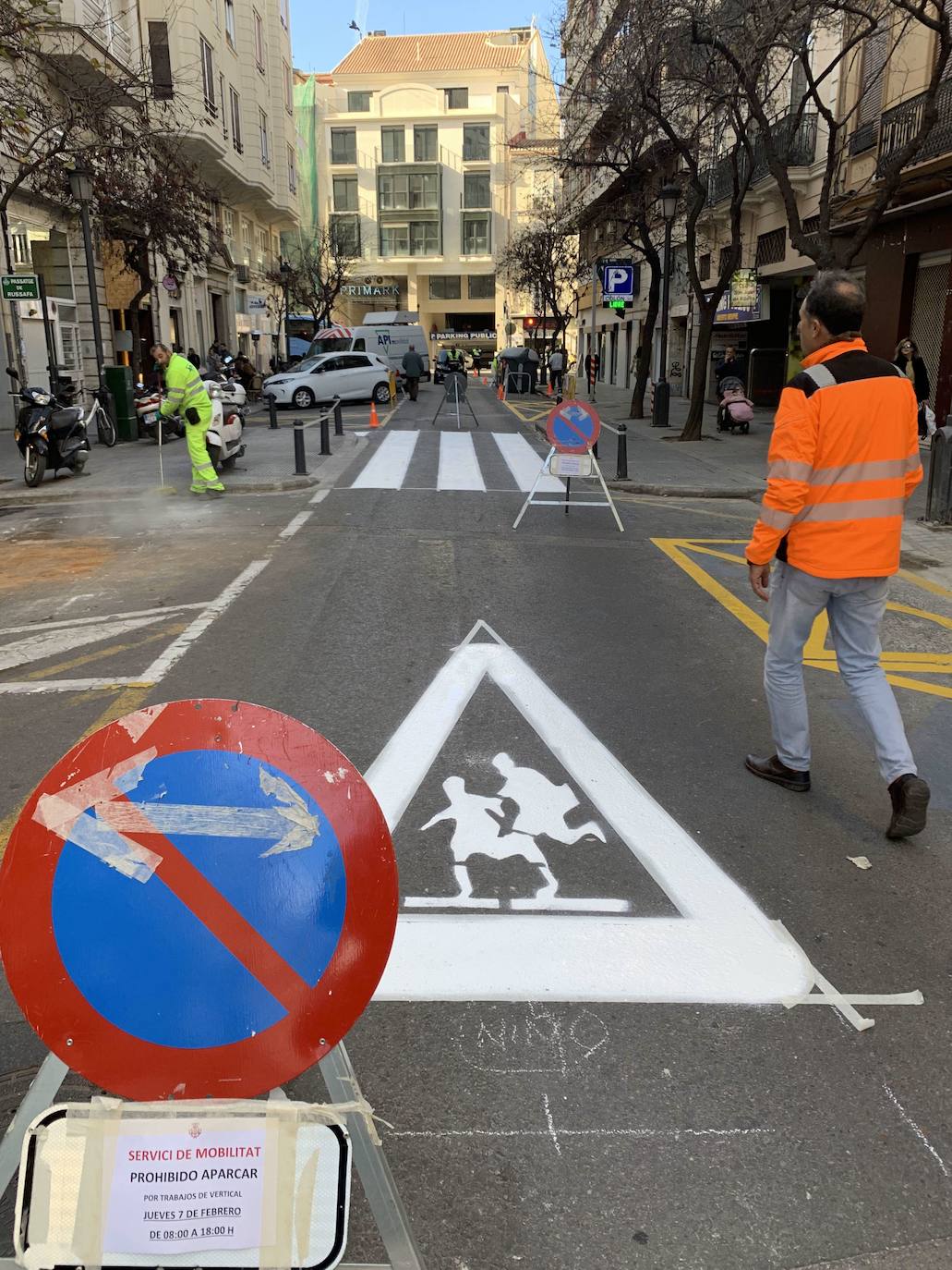 El cambio de dirección de un tramo de Cirilo Amorós (entre la calle Pizarro y la calle Ruzafa) lanzó aún más coches al tramo de Ruzafa entre las grandes vías y Colón, ya saturado.