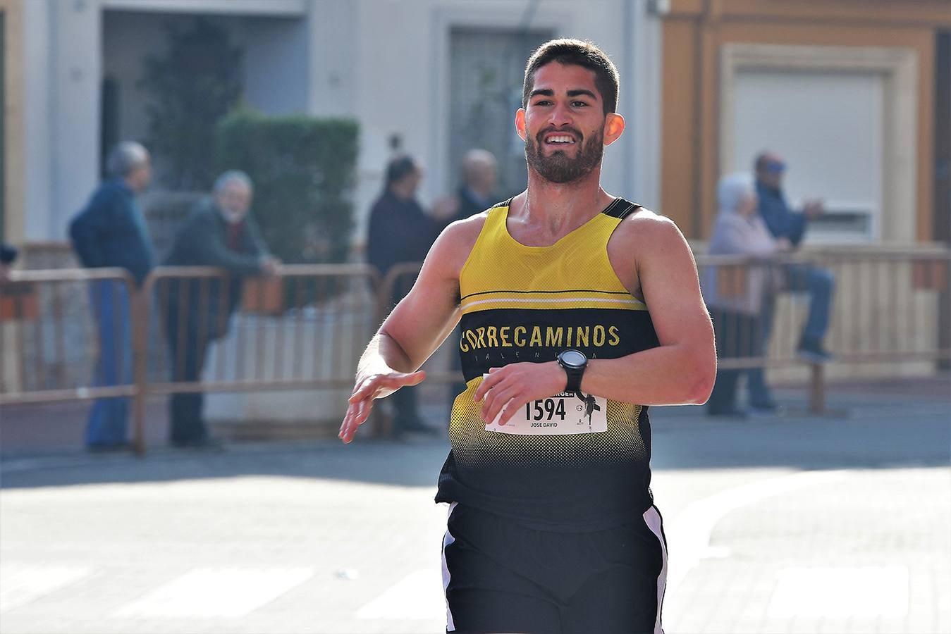 Fotos: Búscate en la carrera contra el cáncer en El Verger