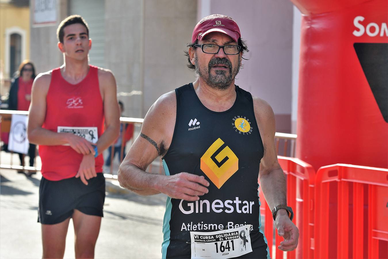 Fotos: Búscate en la carrera contra el cáncer en El Verger