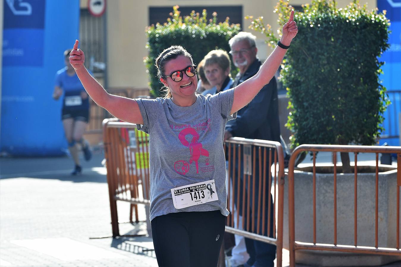 Fotos: Búscate en la carrera contra el cáncer en El Verger