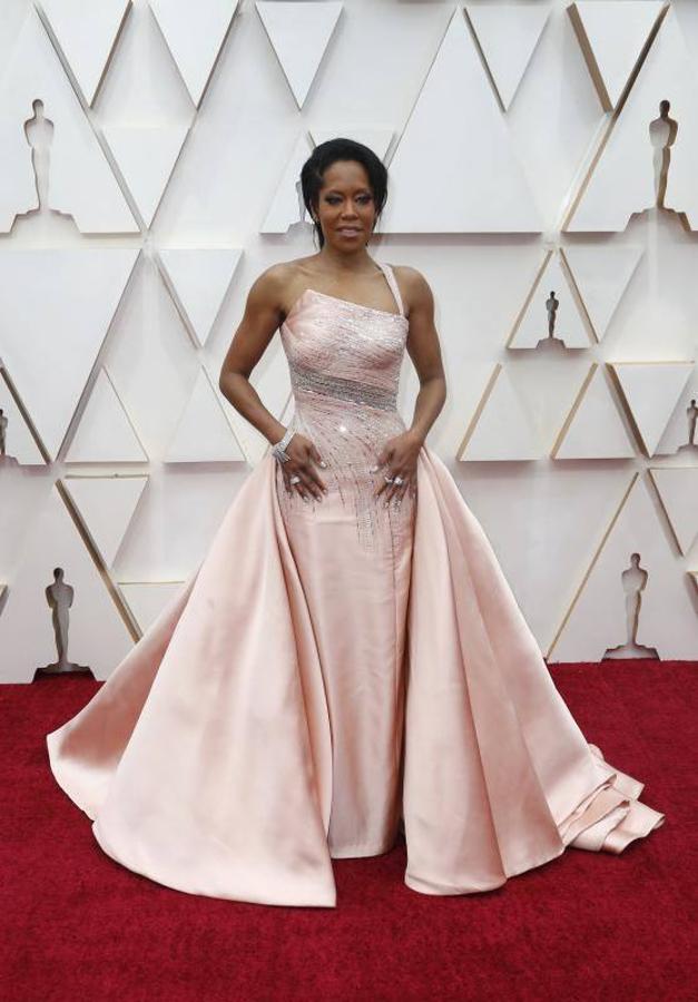 Regina King, de Versace. 