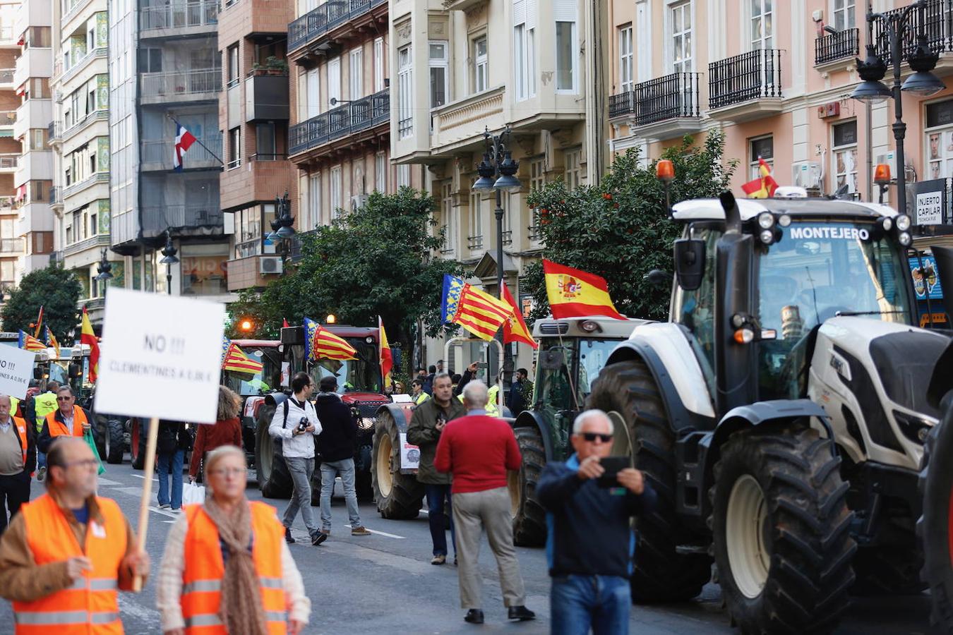 Fotos: Manifestación de tractores en el centro de Valencia