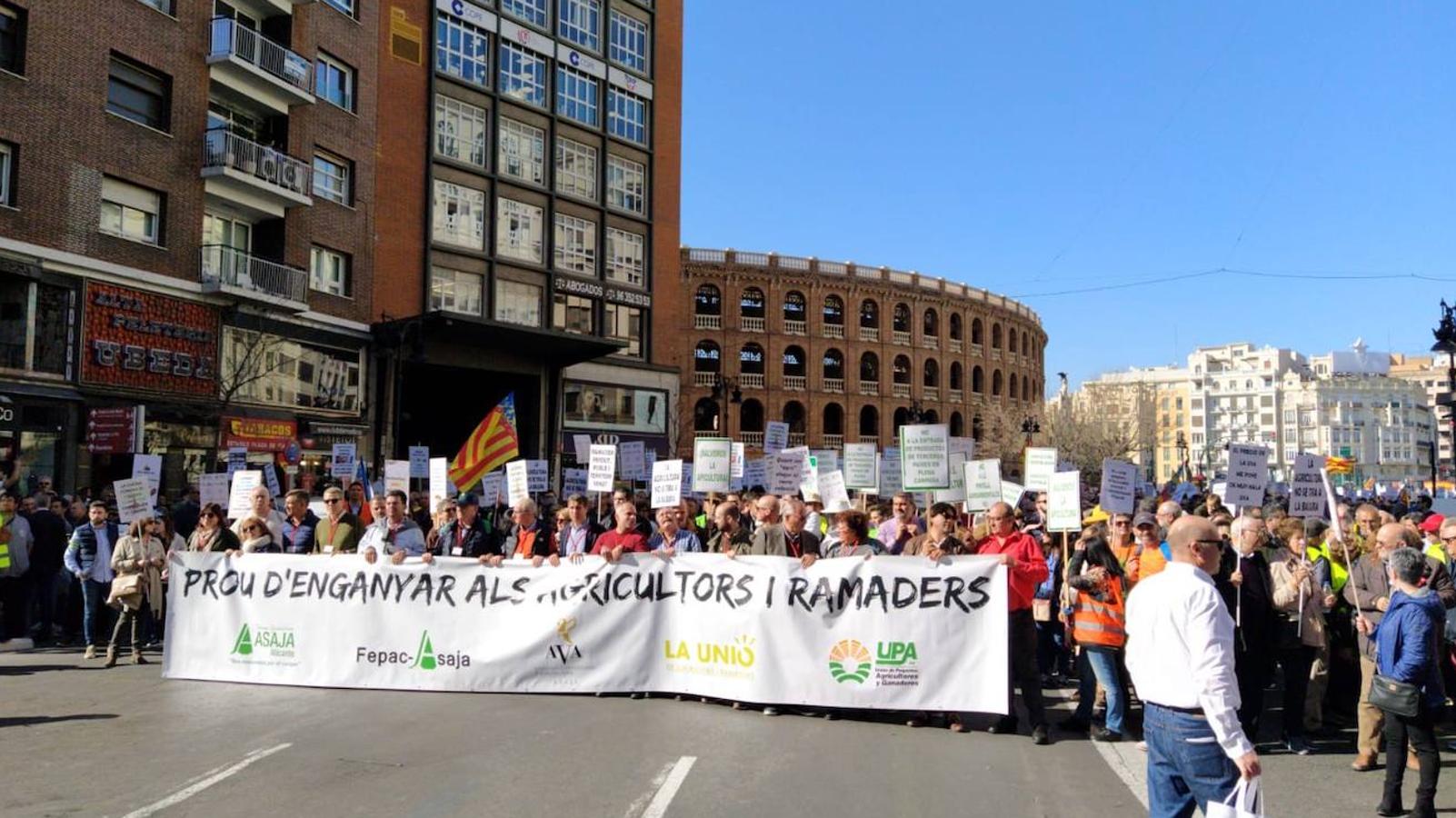 Fotos: Manifestación de tractores en el centro de Valencia