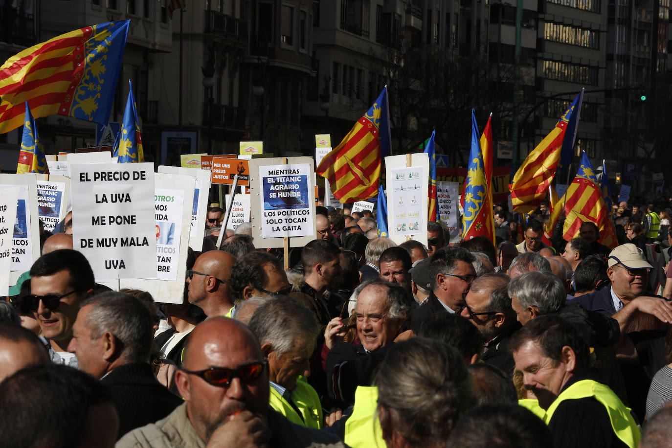 Fotos: Manifestación de tractores en el centro de Valencia