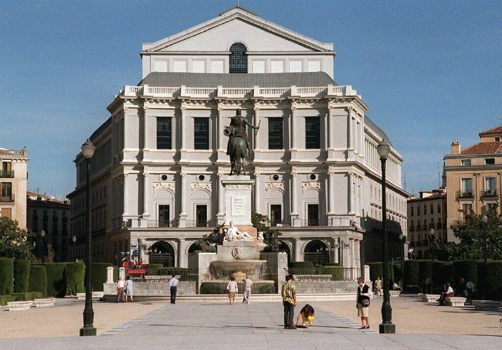 8. Teatro Real (Madrid)