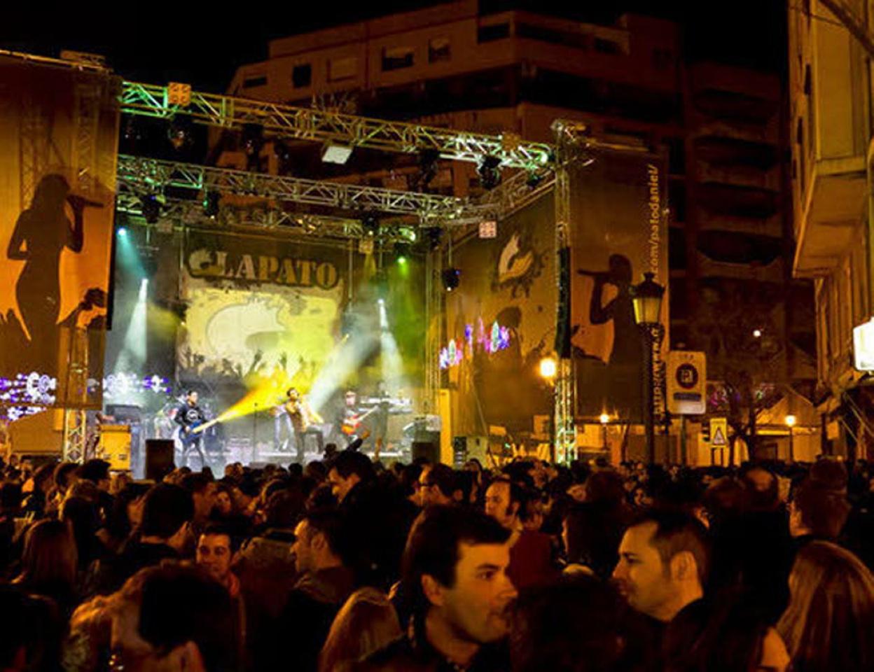 Verbena fallera en el barrio de Ruzafa. lp