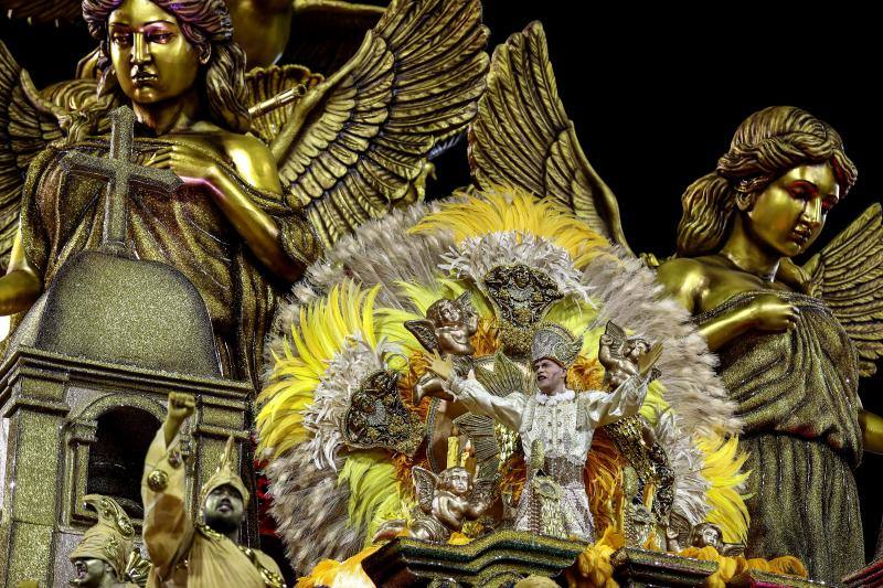 Fotos: El Carnaval de Río llena Brasil de fiesta, música, movimiento y color