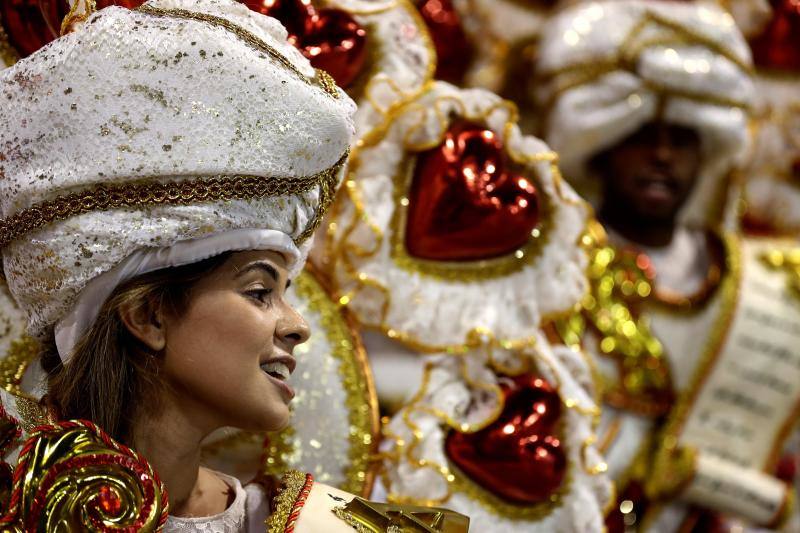 Fotos: El Carnaval de Río llena Brasil de fiesta, música, movimiento y color
