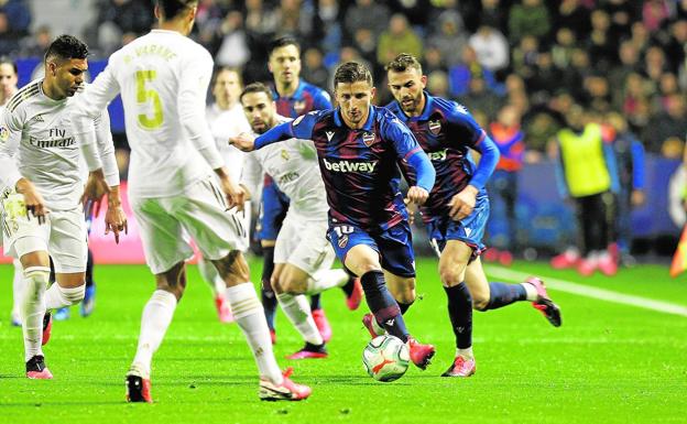Crónica: El Comandante vuelve para hacer historia