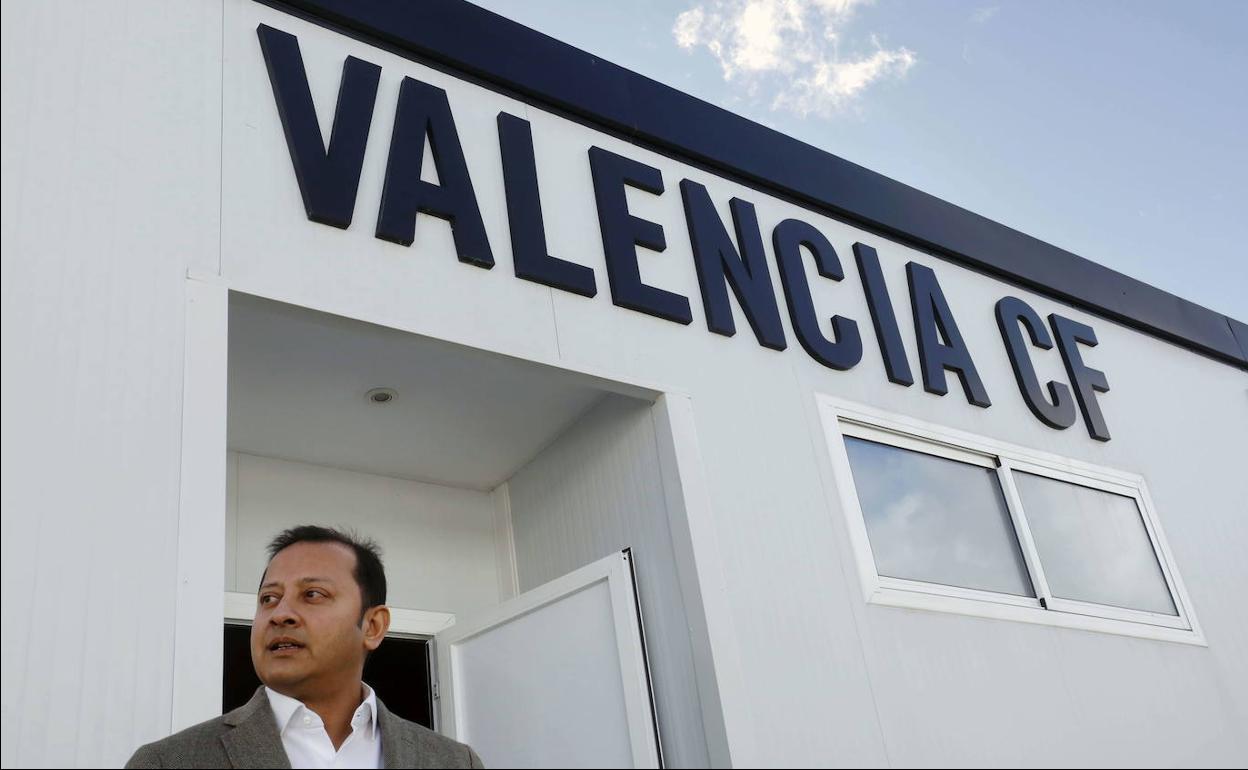 Anil Murthy, en el media center de la ciudad deportiva de Paterna