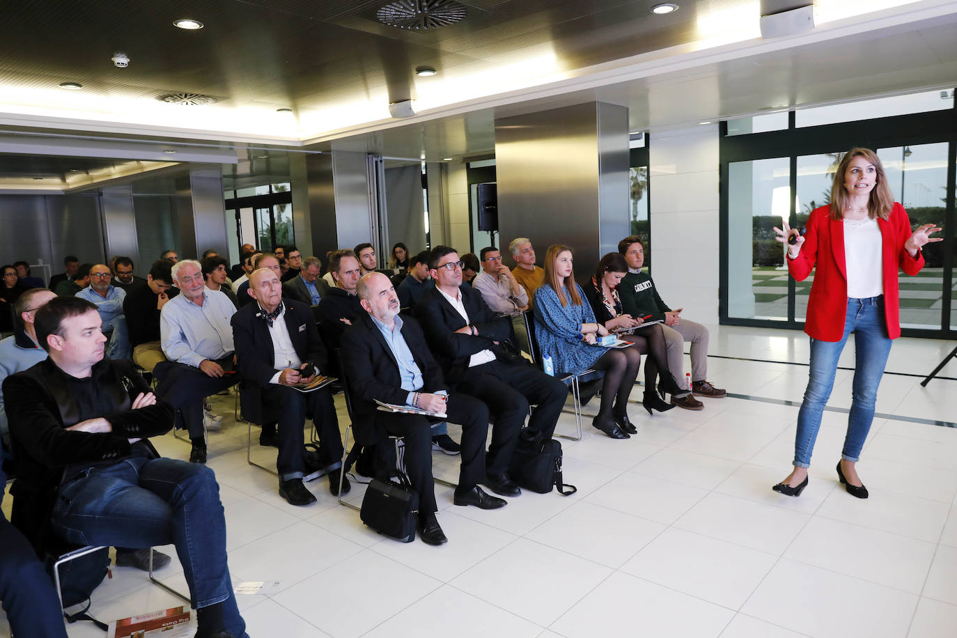 El congreso Big Data ha celebrado este jueves en Valencia su cuarta edición en el Hotel Balneario Las Arenas, con el objetivo de ofrecer al centenar de asistentes las diferentes claves para que la tecnología mejore la vida de los ciudadanos.