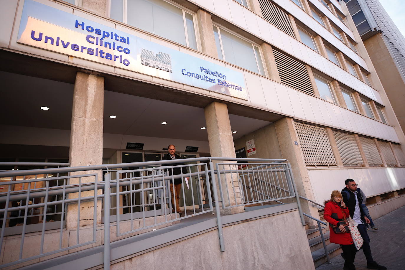 Hospital Clínico de Valencia, donde se ha confirmado el segundo positivo por coronavirus en la Comunitat.