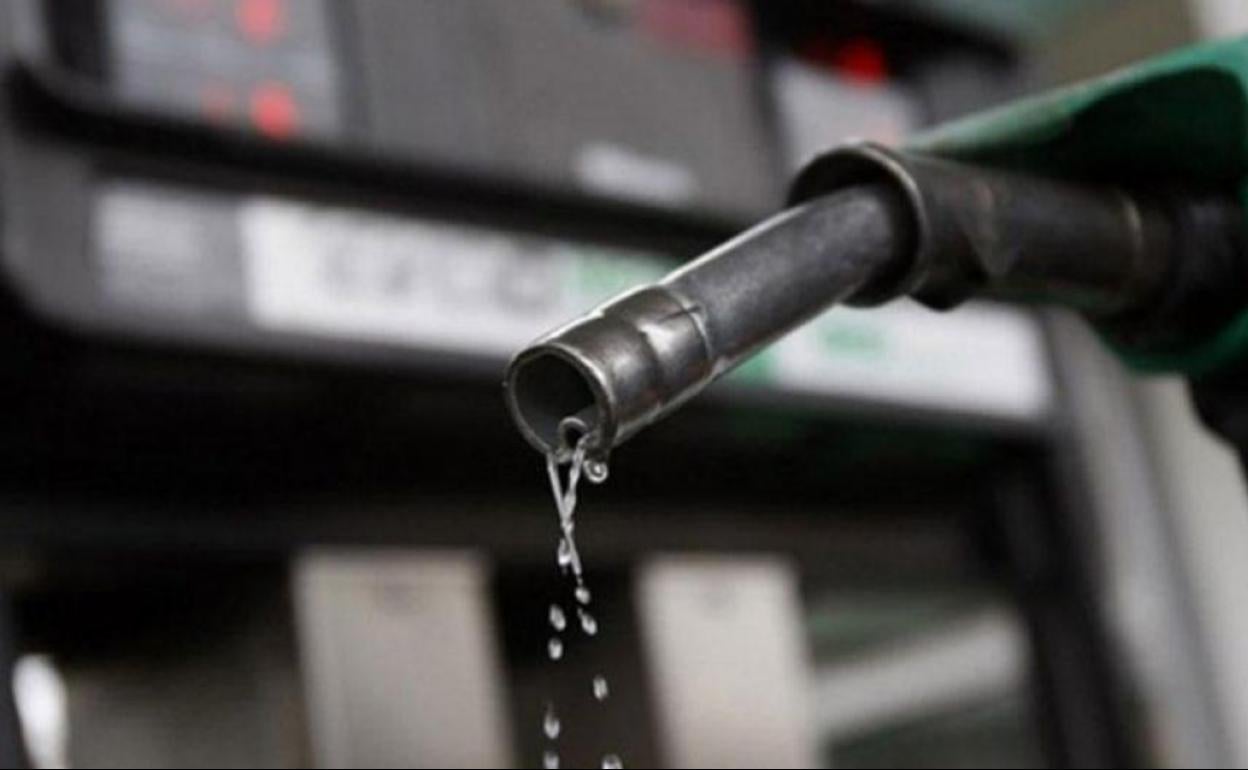 Los precios vuelven a bajar en febrero por la caída de las gasolinas