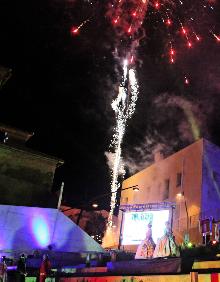 Imagen secundaria 2 - Primeros actos de las Fallas de Dénia. 