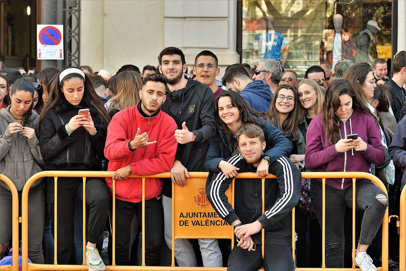 Fotos: Búscate en la mascletà de hoy, martes 3 de marzo