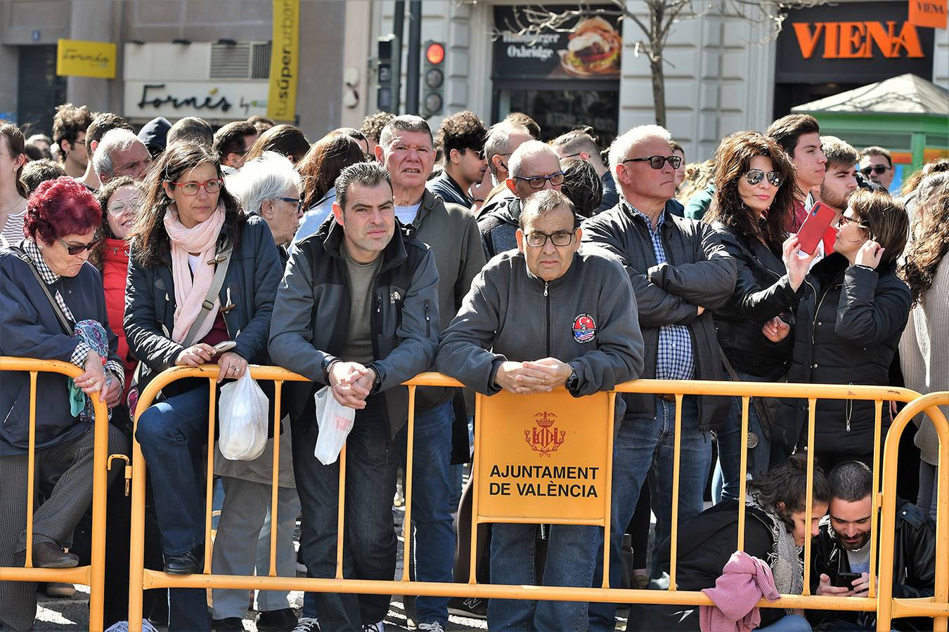 Fotos: Búscate en la mascletà de hoy, martes 3 de marzo