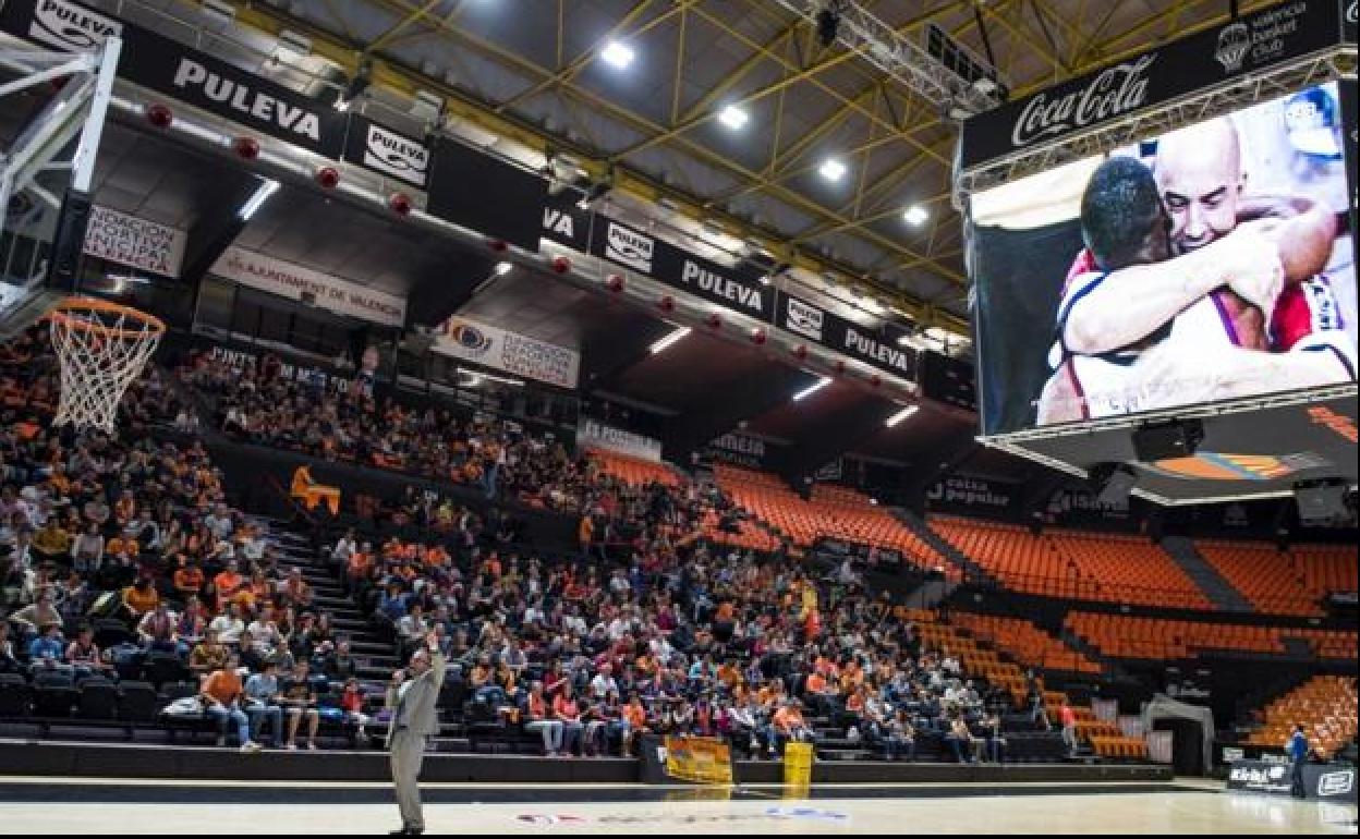 Coronavirus: Partido Valencia Basket | Valencia Basket acata la decisión de la conselleria de jugar a puerta cerrada ante el Armani Milán