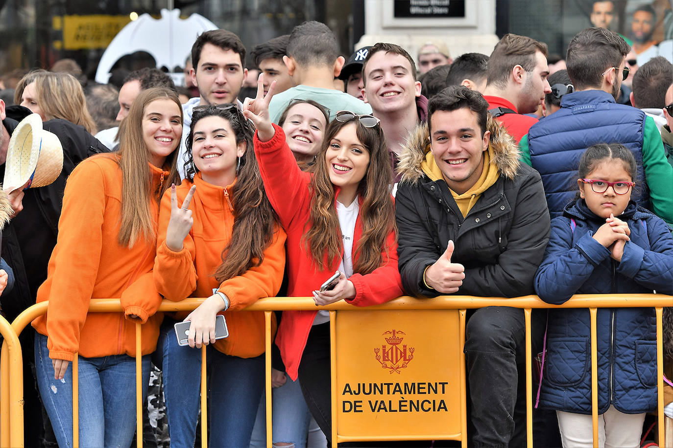 Fotos: Búscaté en la mascletà del sábado 7 de marzo de 2020