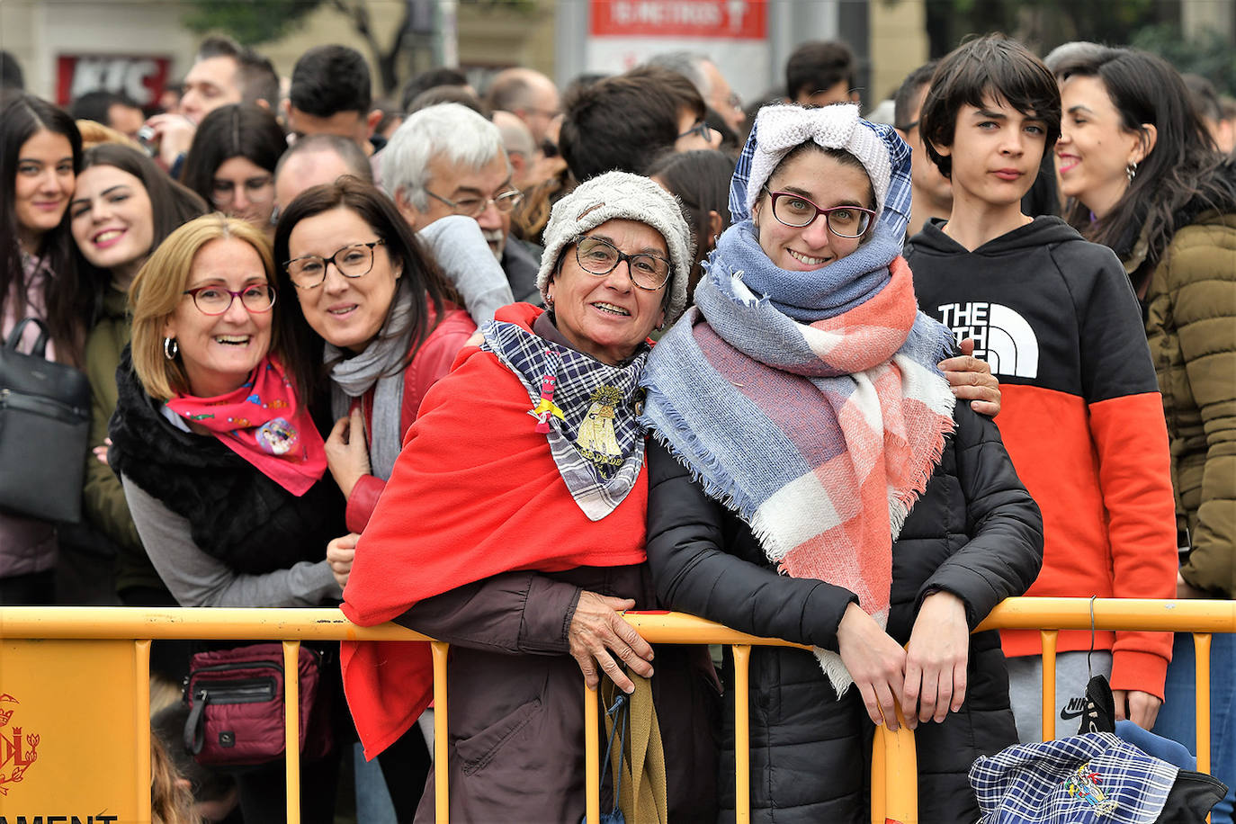 Fotos: Búscaté en la mascletà del sábado 7 de marzo de 2020