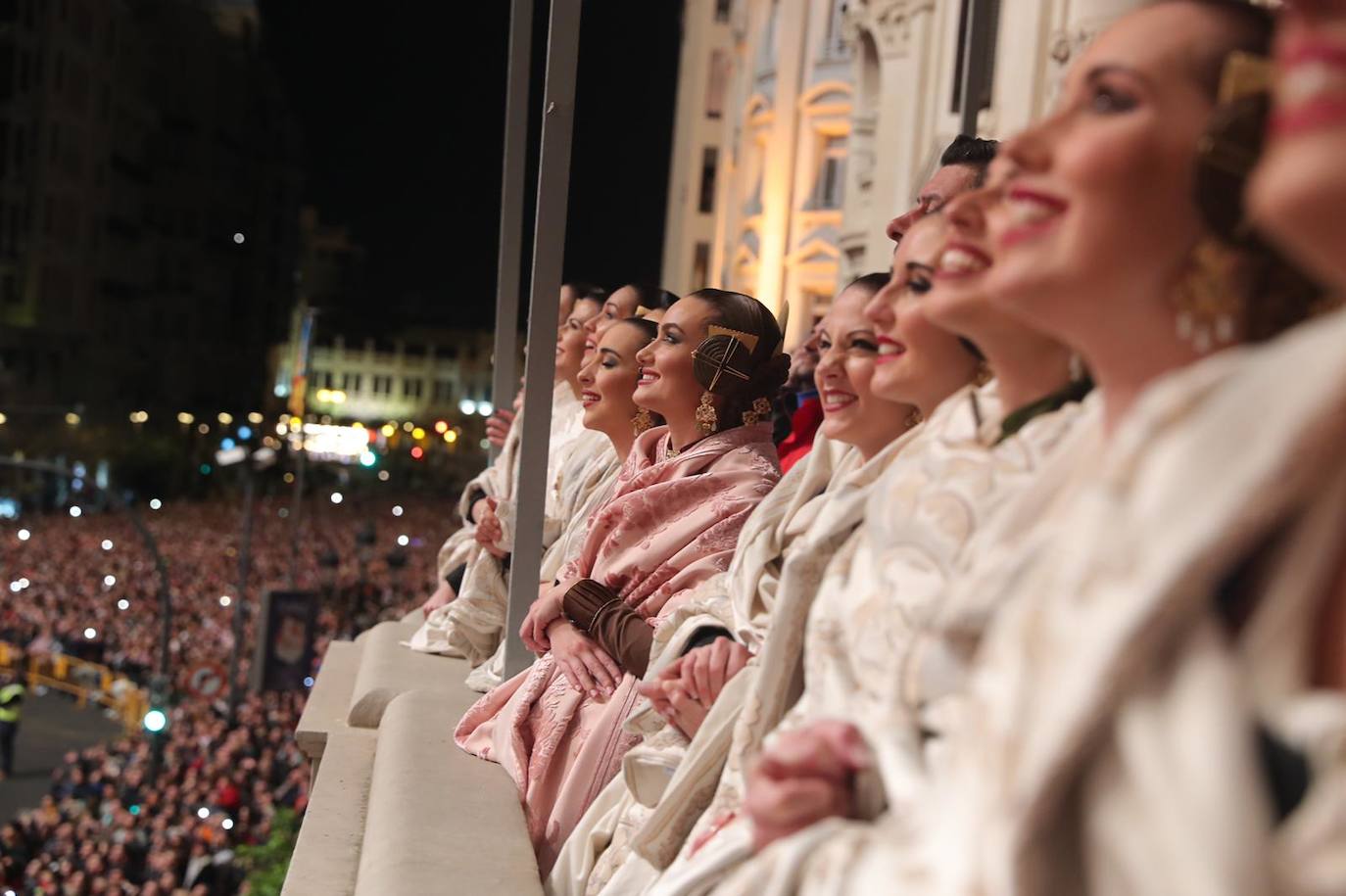 Mascletà nocturna de la Pirotecnia Tomás en las Fallas 2020 de Valencia