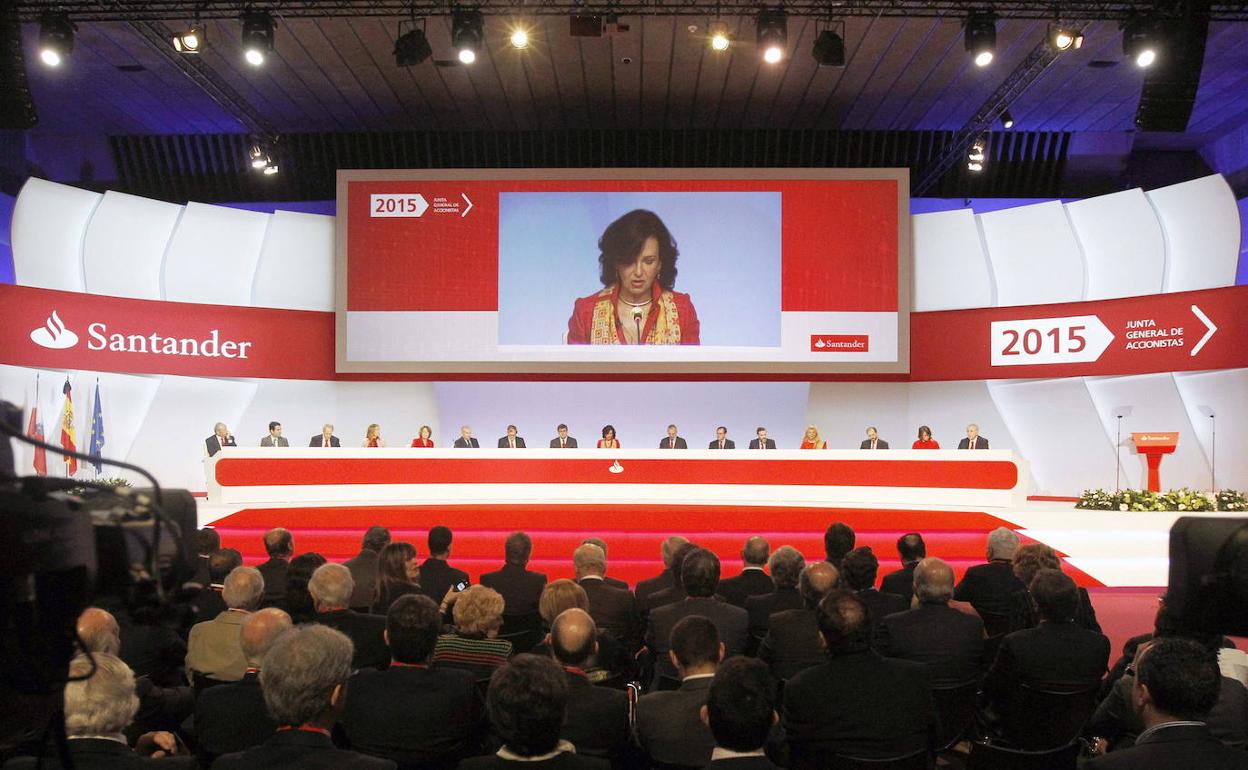 Junta de accionistas del Banco Santander, en una imagen de archivo. 