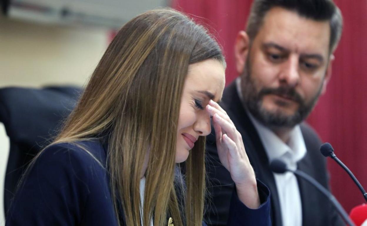 Consuelo Llobell, fallera mayor de Valencia 2020, durante su discurso.