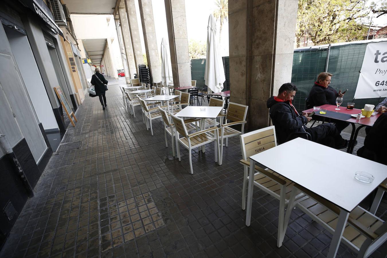 El Consell ha ordenado el cierre de bares y restaurantes en la Comunitat Valenciana desde esta medianoche.