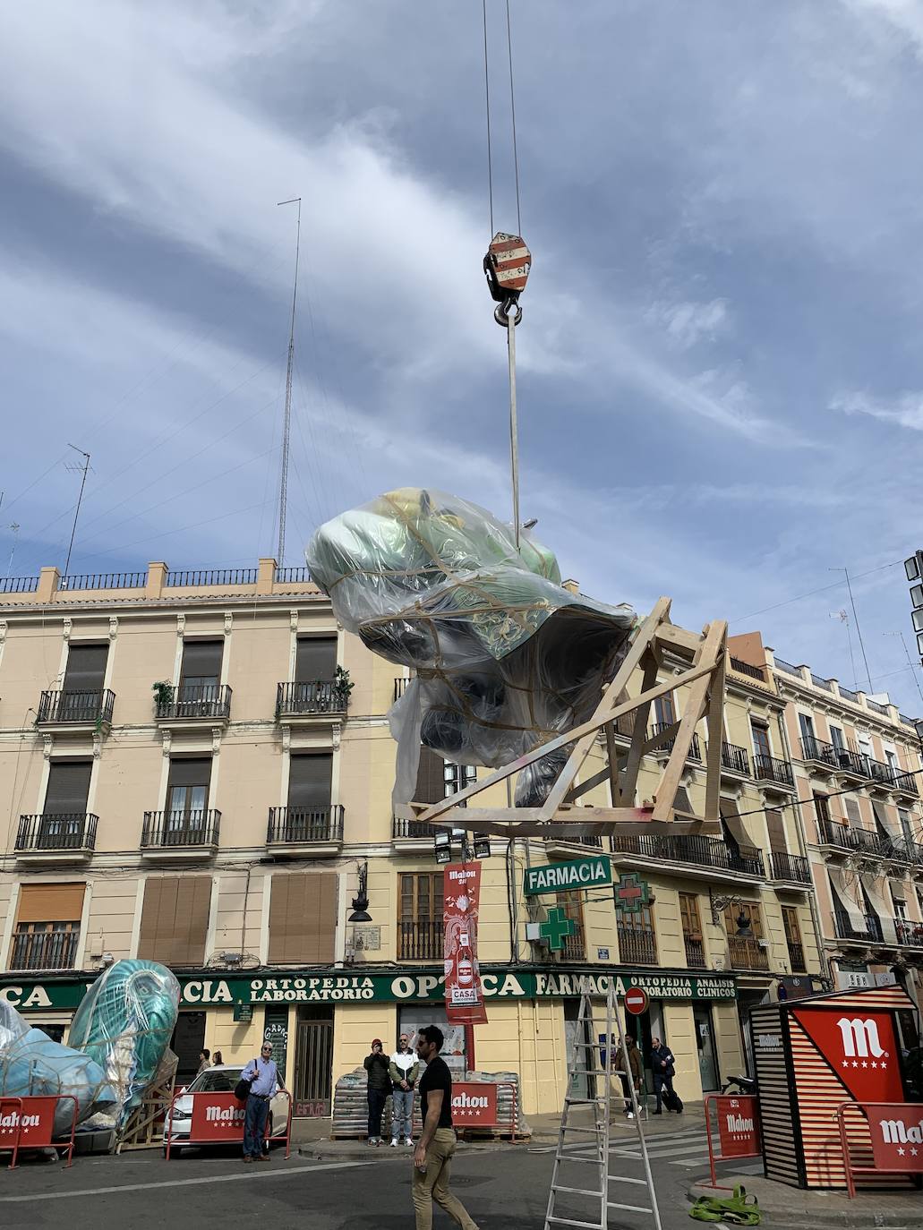 Desmontaje de las Fallas 2020 de Valencia: Convento Jerusalén - Matemático Marzal