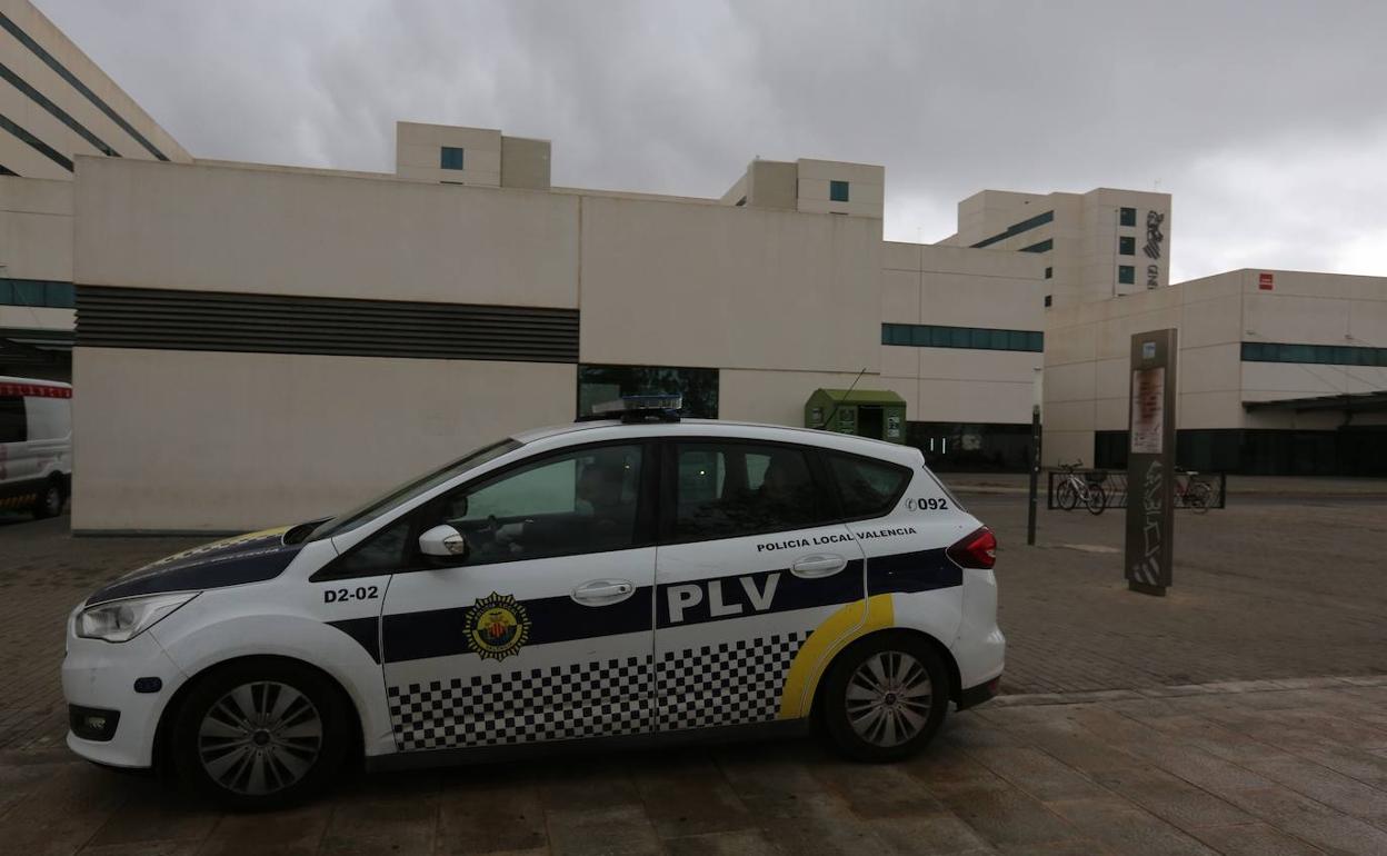 El Ayuntamiento de Valencia contrata plazas en hostales para sintecho por el estado de alarma y la DANA