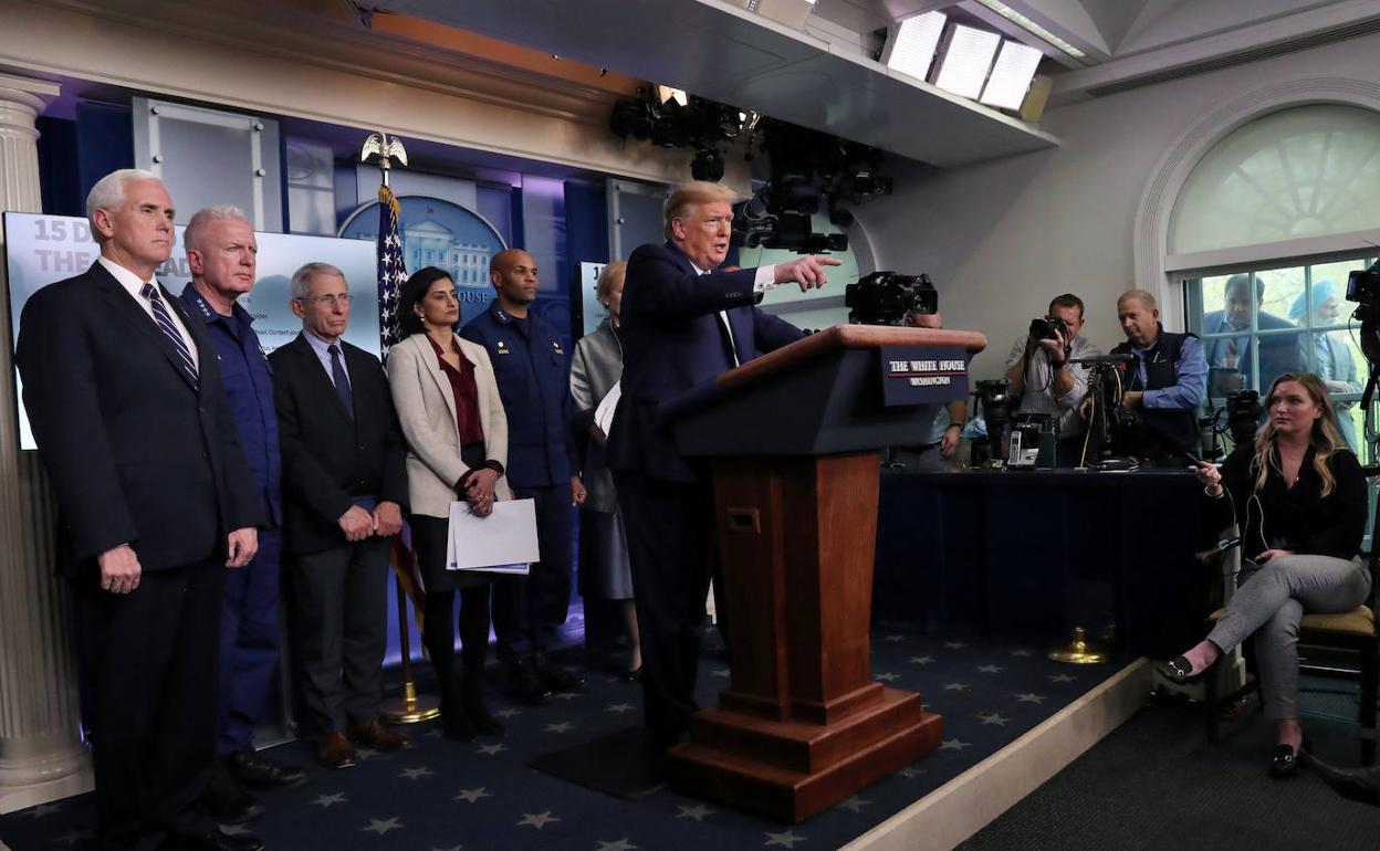 Donald Trump, durante la conferencia de prensa de este lunes en la Casa Blanca.