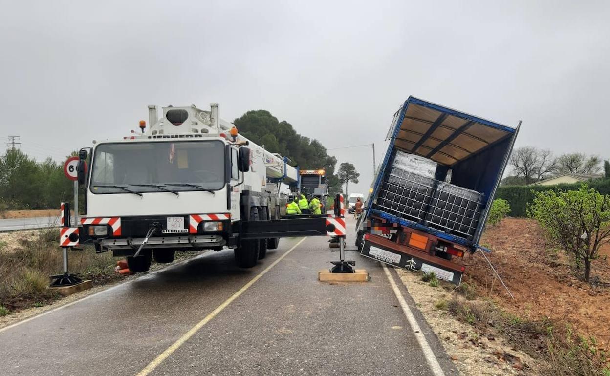 Intervención con el camión en l'Olleria.