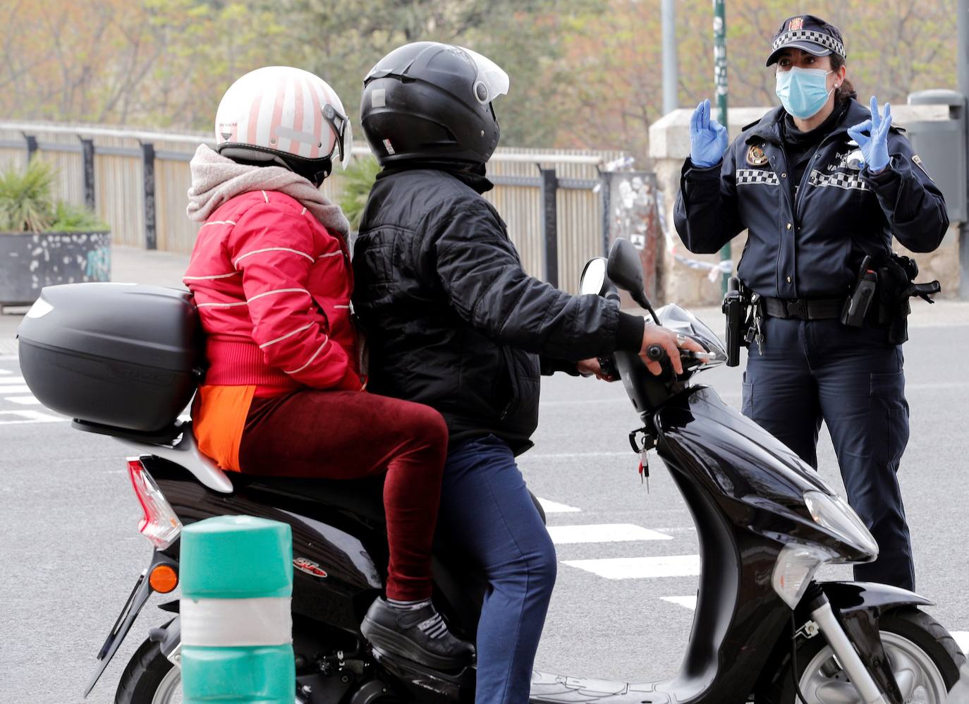 Valencia y el resto de las localidades de la Comunitat luchan como pueden contra la pandemia. 