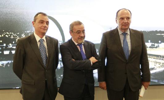 Salvador Navarro, José Vicente González y José Vicente Morata, en la Feria. 