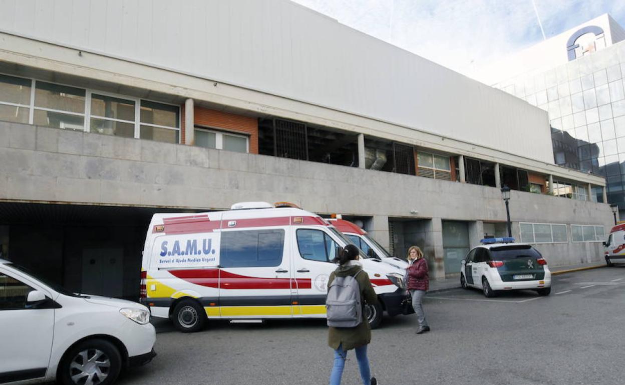 Herido un motorista de 21 años al sufrir un accidente en Valencia