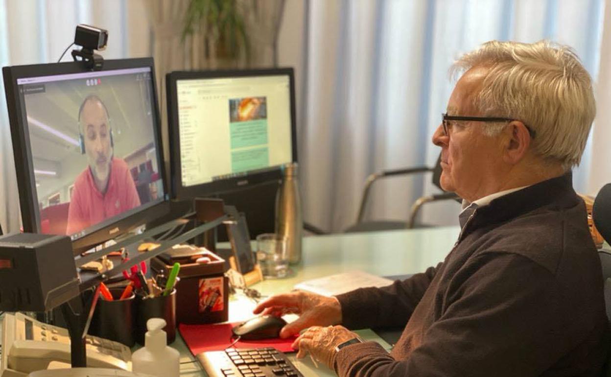 El alcalde Joan Ribó durante una videoconferencia.