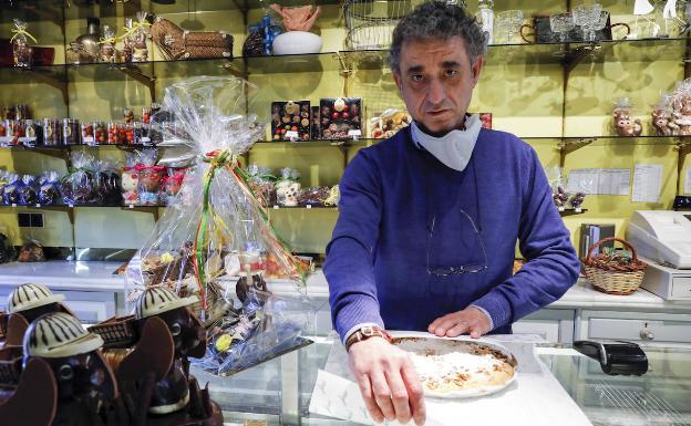 Imagen principal - Pastelería La Rosa de Jericó, horno San Bartolomé y José Vicente Galán de Albal.