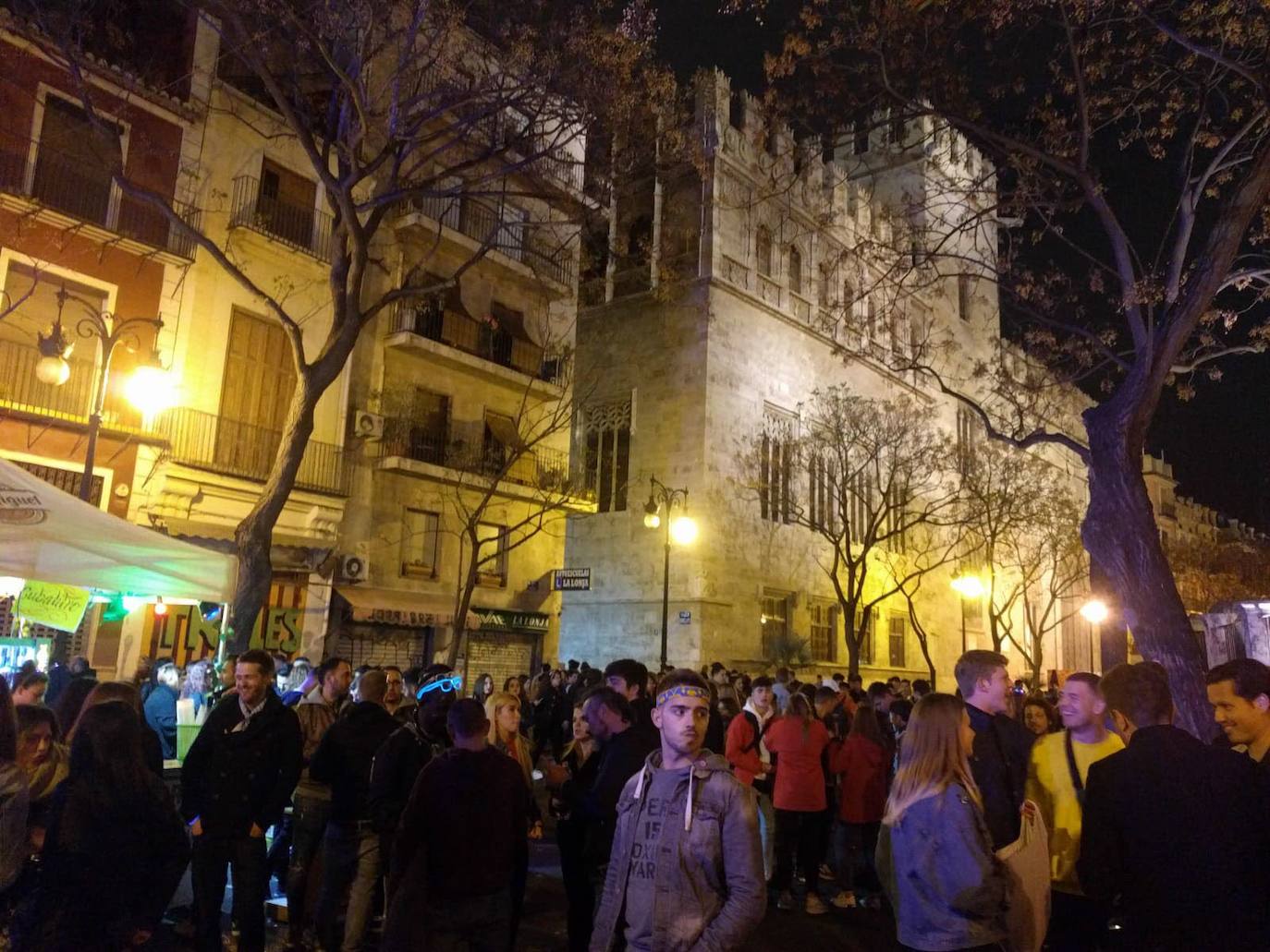 El Carmen es uno de los barrios con mayor afluencia para el ocio nocturno.