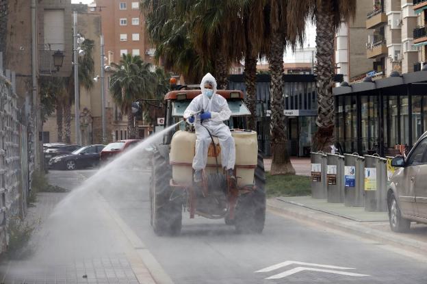 Los sanitarios contagiados en la Comunitat llegan a un 17 % y superan la media española