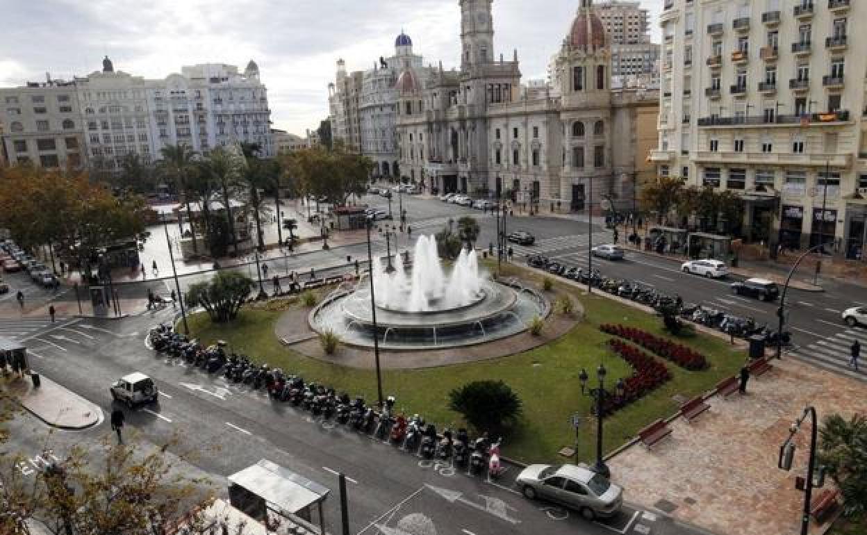 Ribó reanudará la peatonalización de la plaza del Ayuntamiento pese al estado de alarma