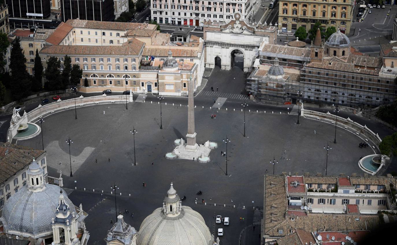 Las dos ciudades italianas se descubren sin público a vista de pájaro. Las zonas más turísticas están ahora libres, sin gente. El coronavirus ha dejado a dos de las urbes más históricas de Europa con un aspecto insólito.