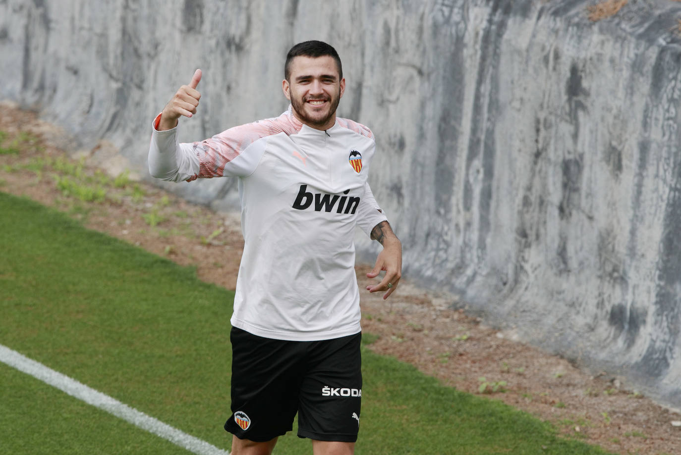 El Valencia CF vuelve a entrenar tras el confinamiento