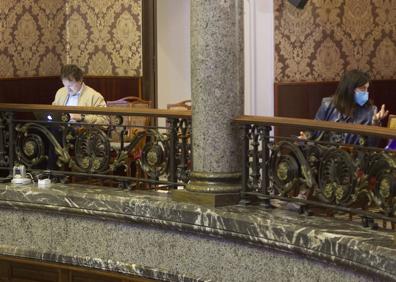 Imagen secundaria 1 - Pleno en el Ayuntamiento de Valencia.