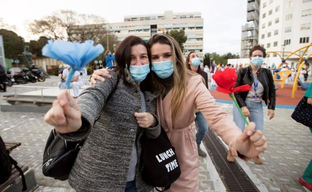 ¿Dónde se puede quedar con amigos en la Fase 1 de desconfinamiento?