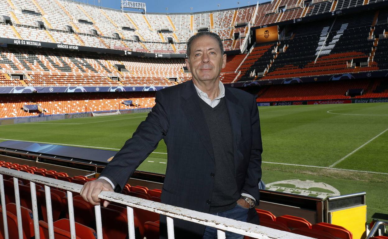 Javier Subirats, en Mestalla.