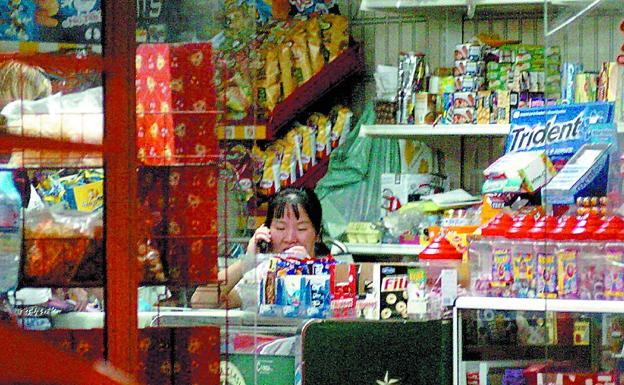 ¿Las tiendas chinas abren en la Fase 1?