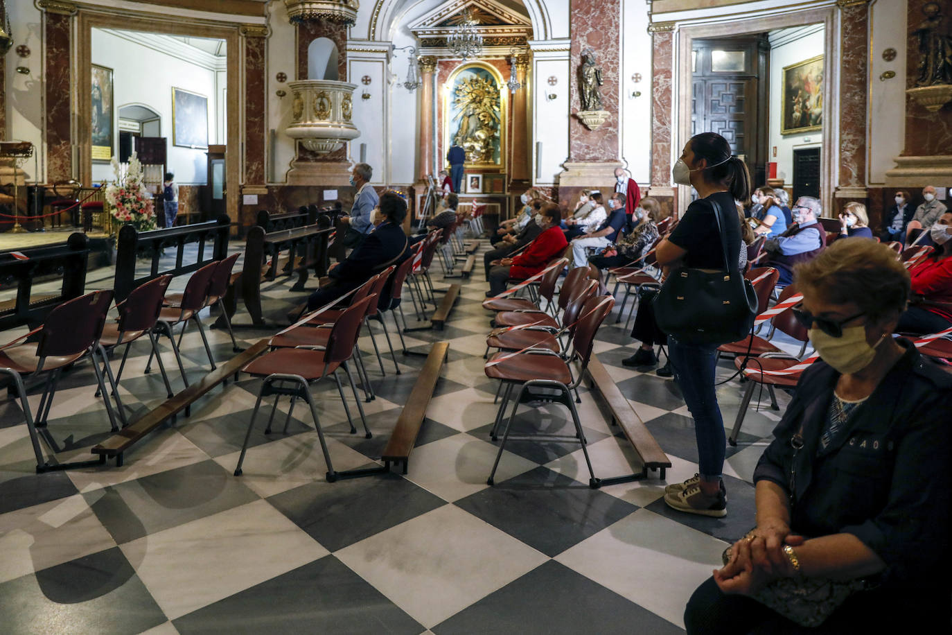 Fotos: Primer día de la fase 1 en Valencia: Así han reabierto las playas, museos, iglesias...