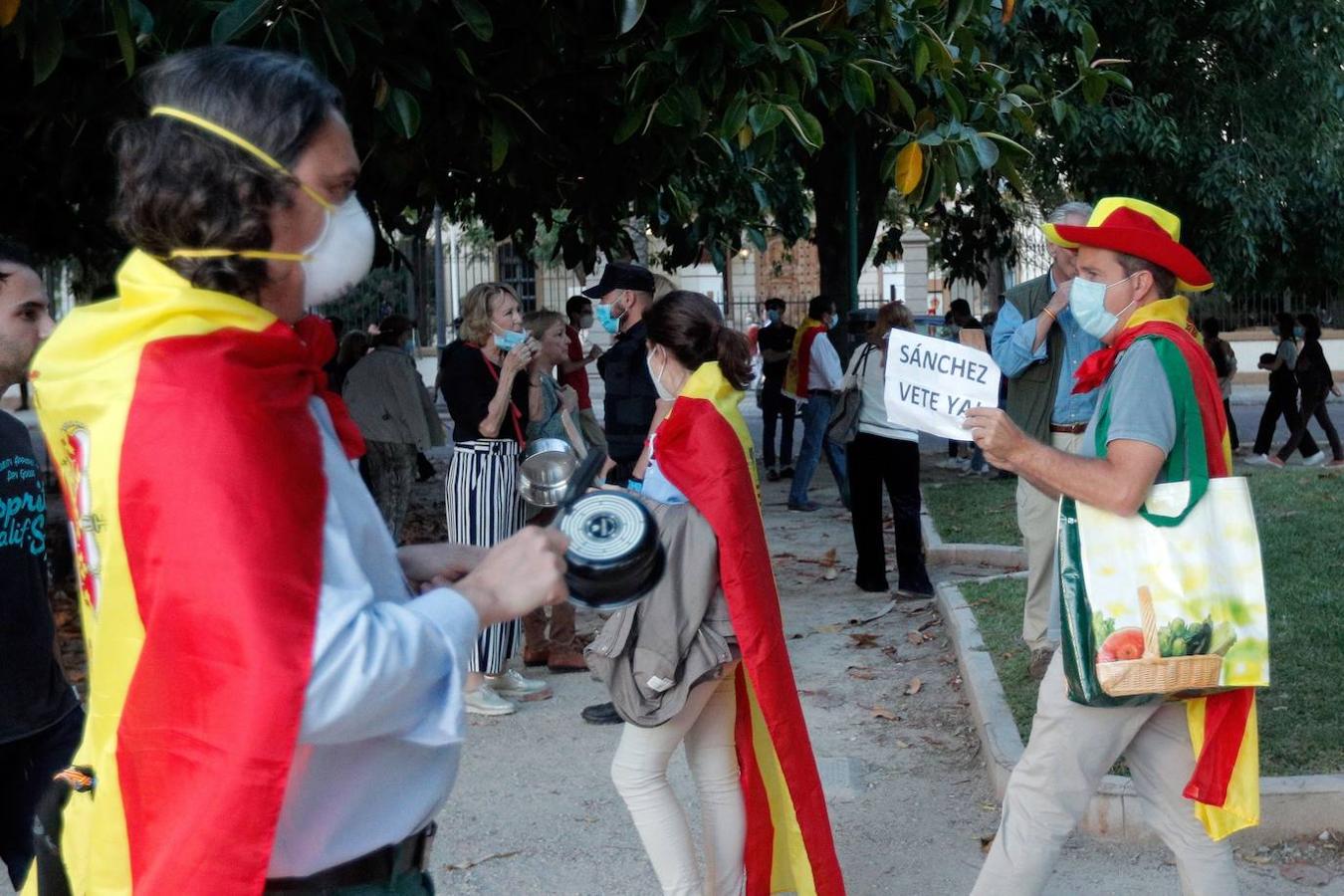 Fotos: Nuevas protestas en Valencia por la gestión del Gobierno