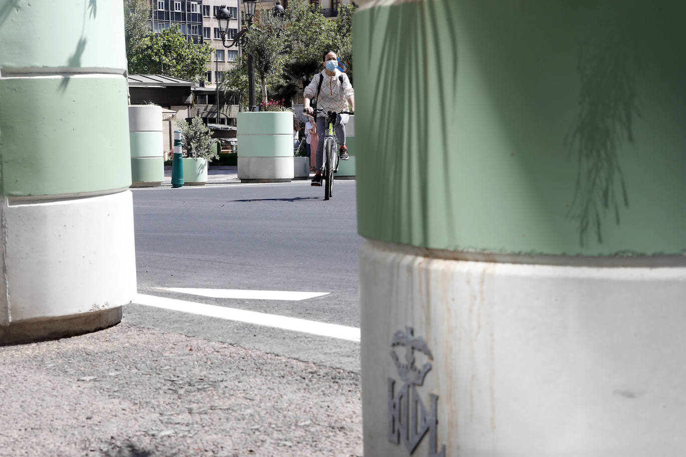 Fotos: Maceteros de la plaza del Ayuntamiento de Valencia